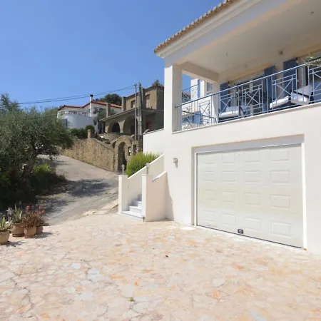 Villa In Finikounta Near Sandy Beach ヴィラ